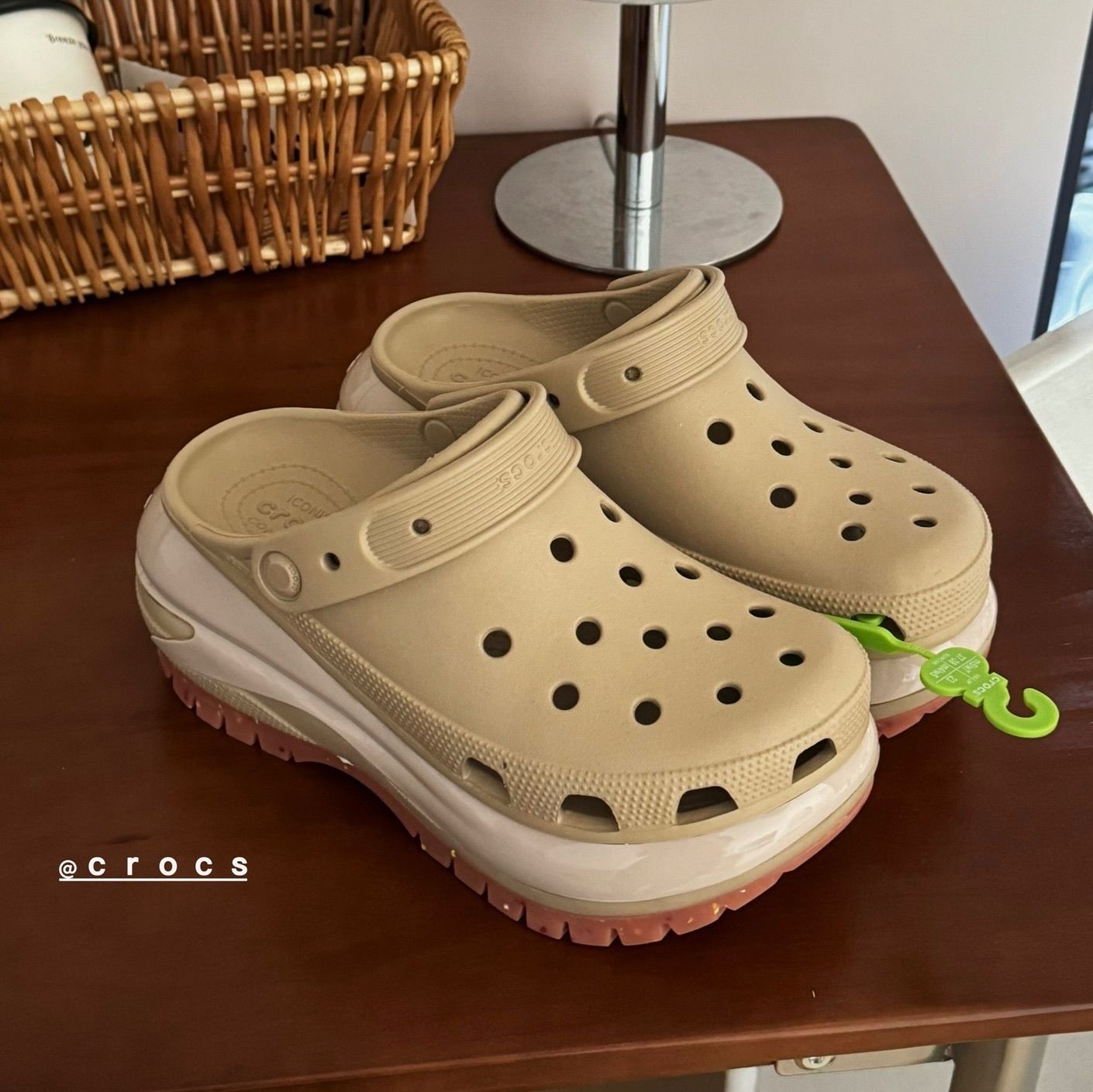 Crocs 厚底 メガ クラッシュ クロッグ クロックス 22cm 23cm 24cm 25cm 
