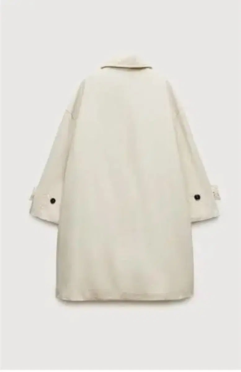 トレンチジャンパー