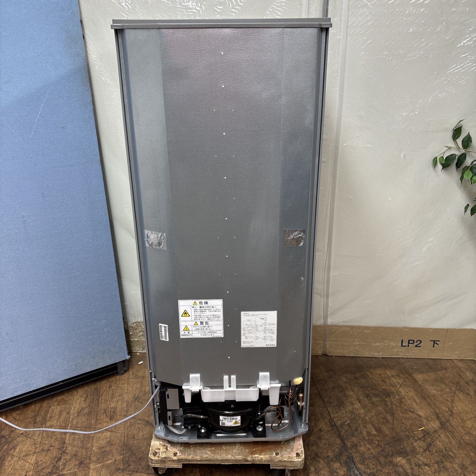 I326 ? 2022年製の高年式♪ AQUA 冷蔵庫（126L / 右開き） ⭐ 動作確認 