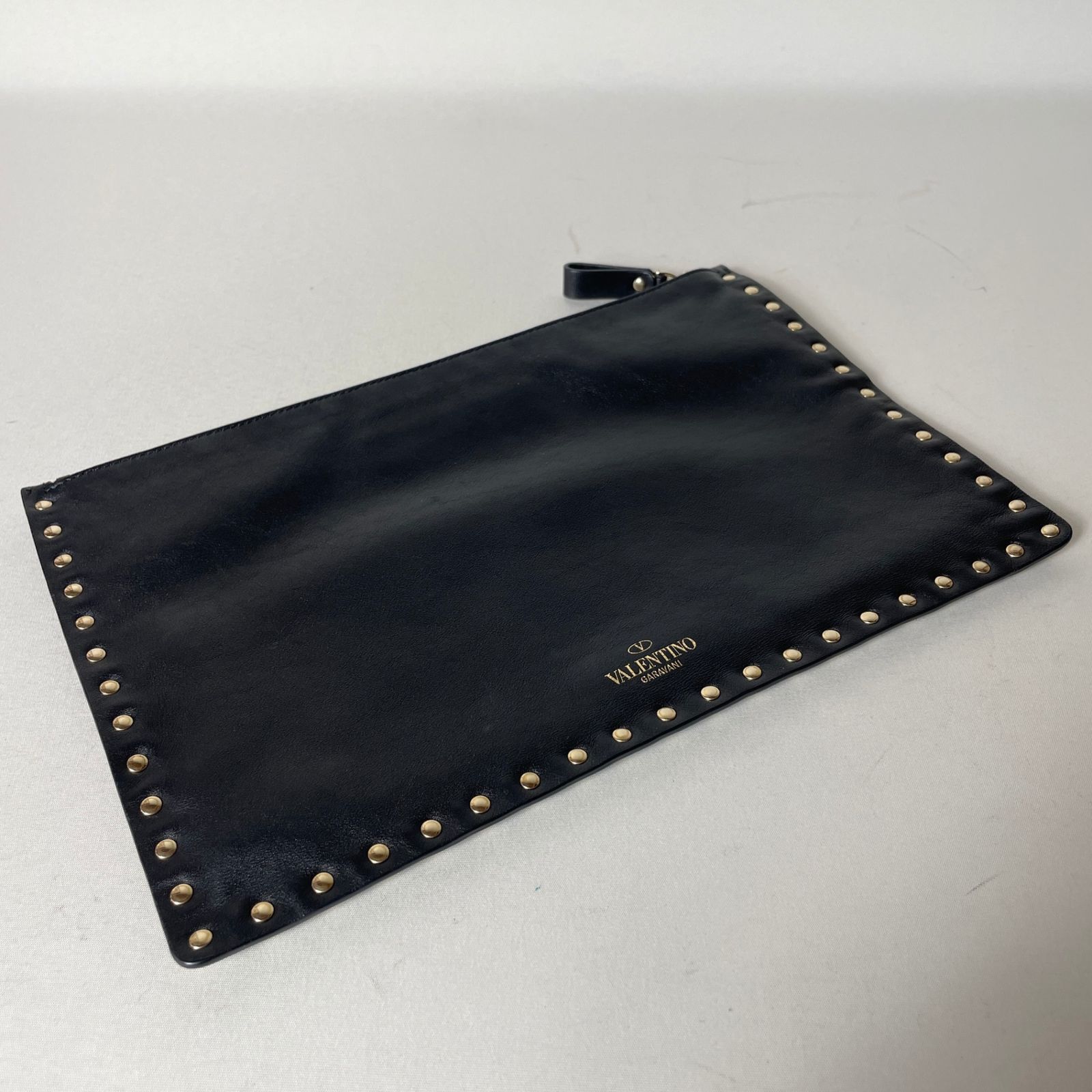 2510-104| |ヴァレンティノ クラッチバッグ ブラック スタッズ