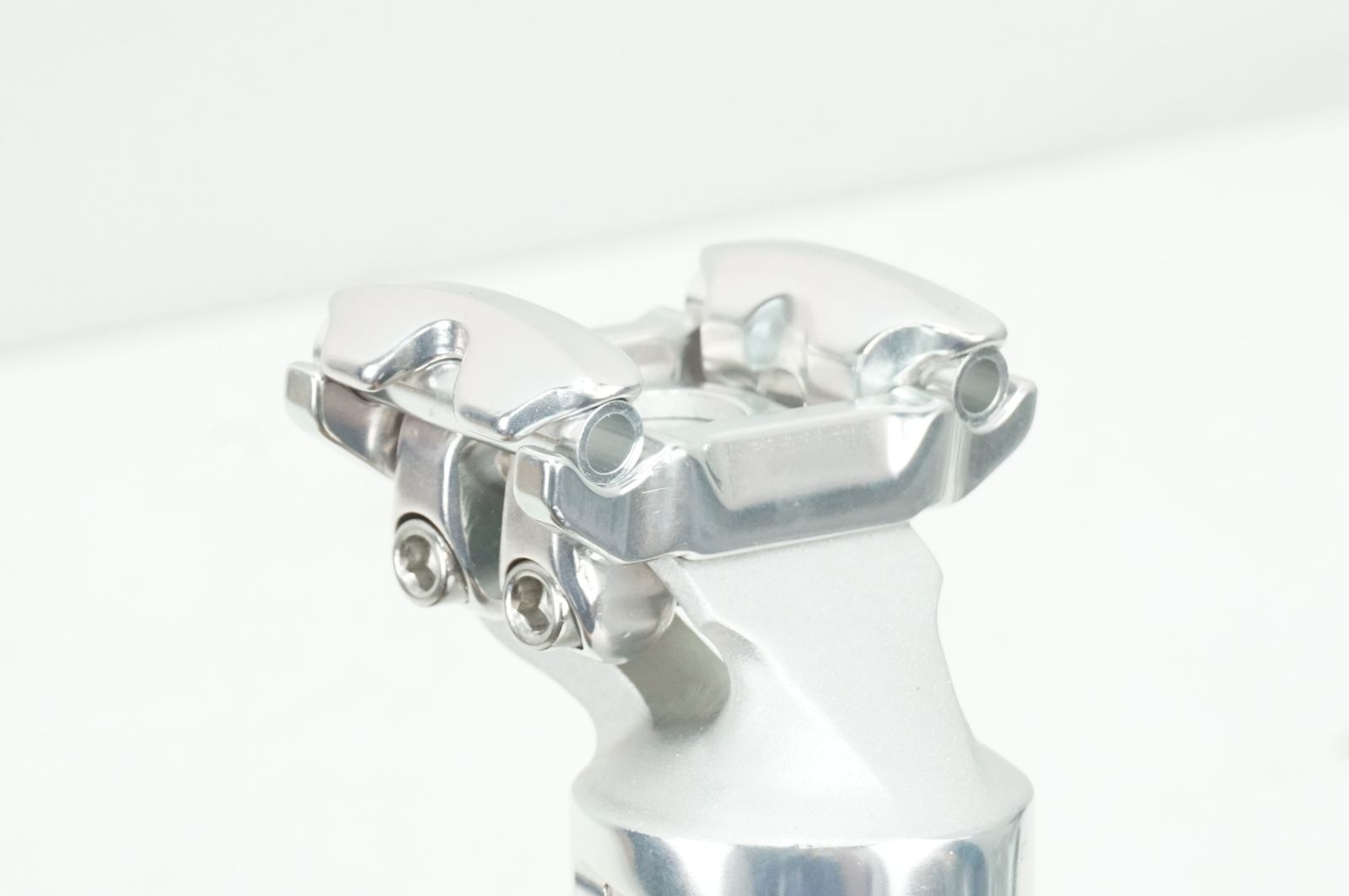 MOULTON アレックスモールトン