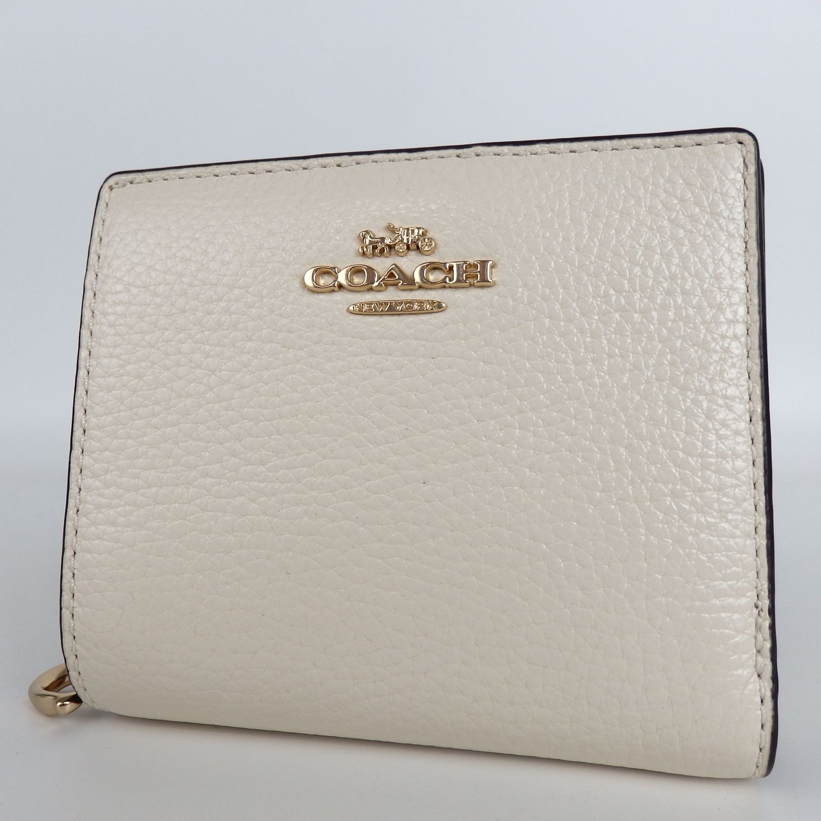 COACH コーチ ロゴ入り 二つ折り財布 ホワイト レザー レディース ♥品 4-3 41633