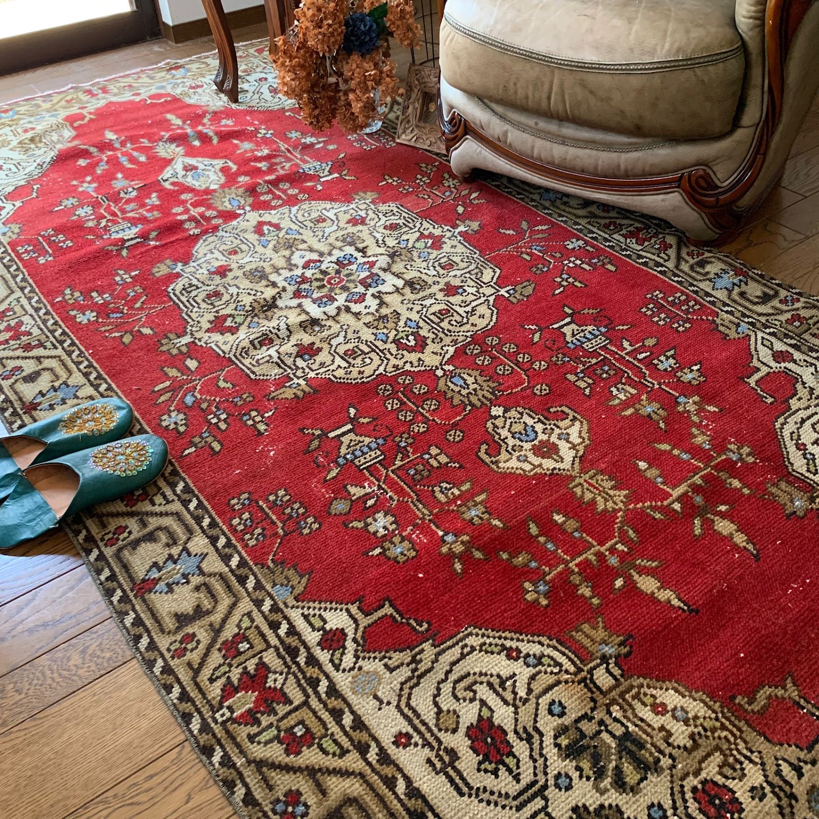 267×125 深みレッド