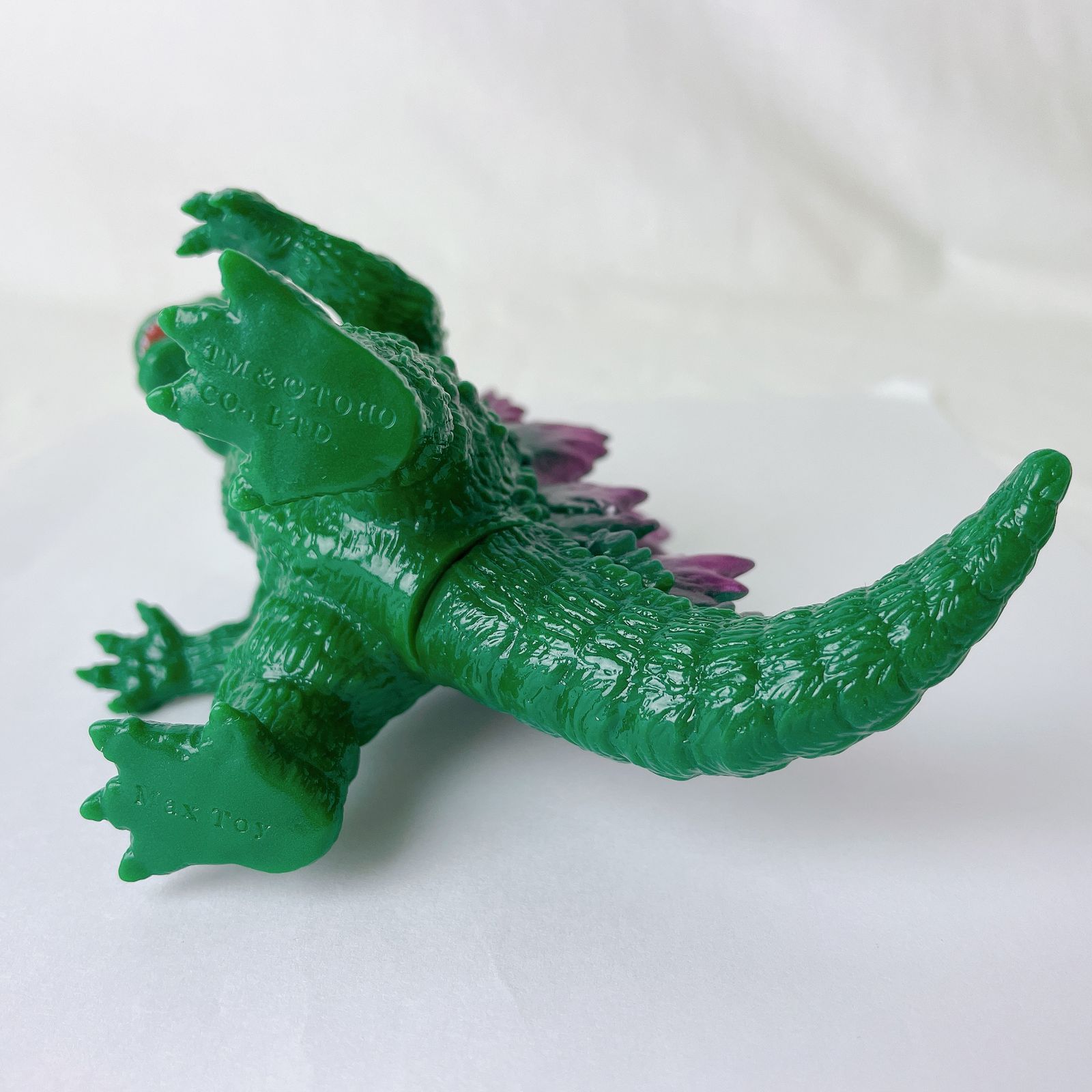 マックストイ ゴジラ 2000 ミレゴジ (緑成型) WF2022s ソフビ