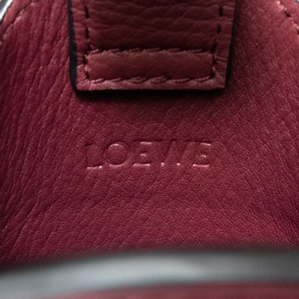 ロエベ エレファント ポケット ショルダーバッグ 斜め掛け 象 ゾウ クラシックカーフ レザー ボルドー C623B02X04 LOEWE（未使用　展示品） ロエベ エレファント ポケット ショルダーバッグ 斜め掛け 象 ゾウ