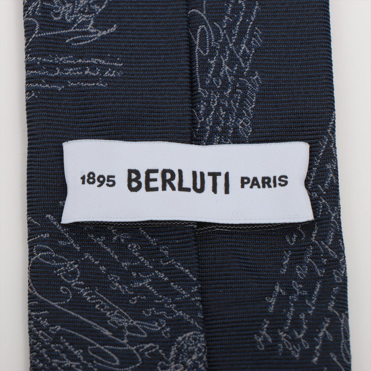 新品　付属品完備 Berluti カリグラフィ ネクタイシルク ネイビー BERLUTI - 【美品】BERLUTI ベルルッティ ネクタイ シルク