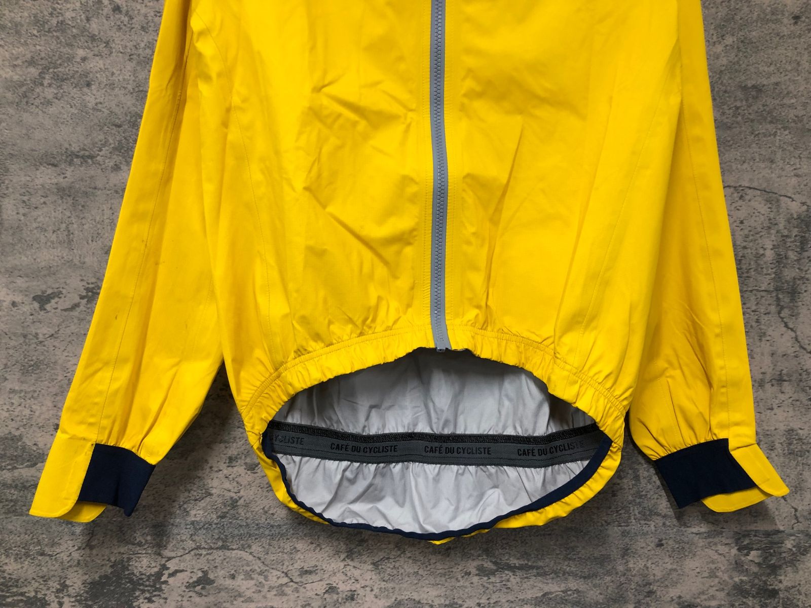 【美品】Cafe du Cycliste ウインドジレ（M） JF393 カフェドシクリステ Cafe du Cycliste ウィンドブレイカー