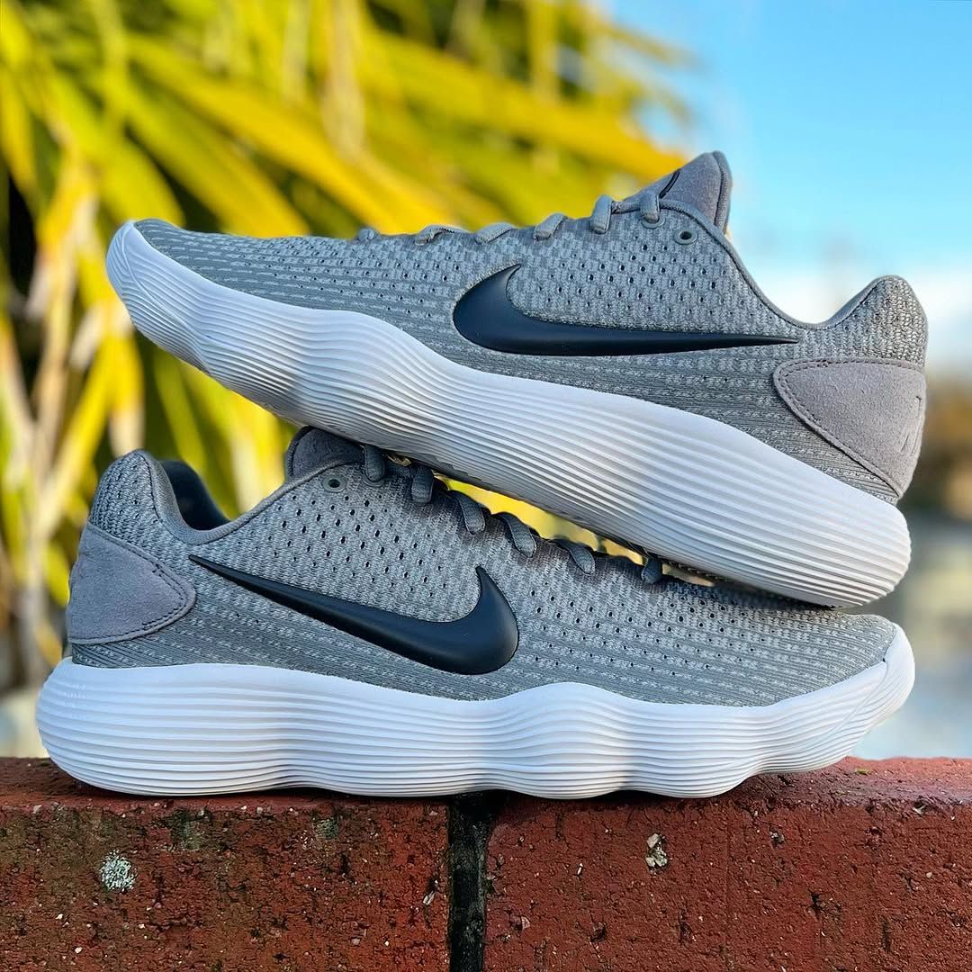 Nike ナイキ ハイパーダンク2017 low ウルフグレー 27.5cmロー Amazon | Nike Hyperdunk 2017 Low メンズ バスケットボール