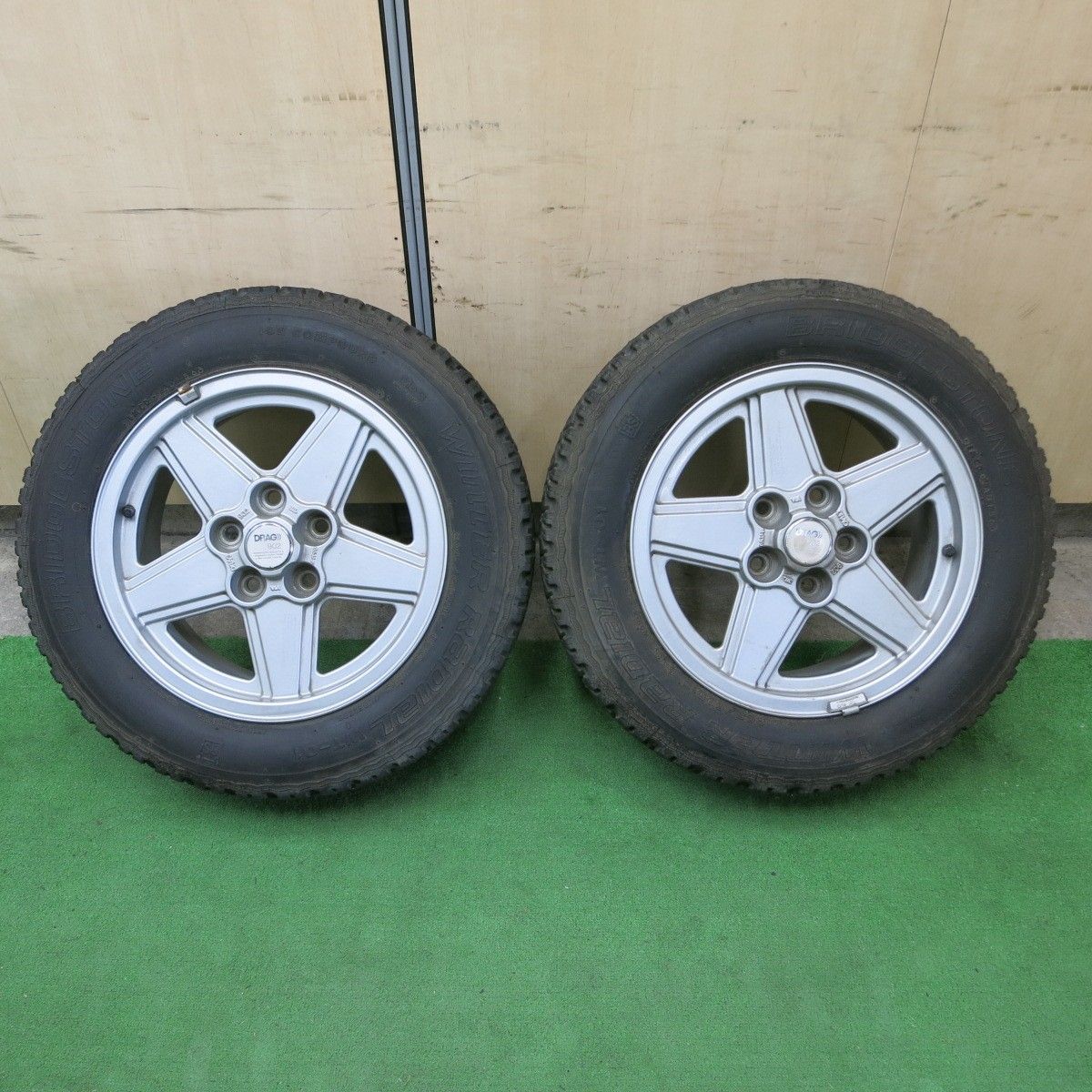 送料無料* レア！希少☆205/60R15 DRAG 902 ピンスパイク タイヤ 