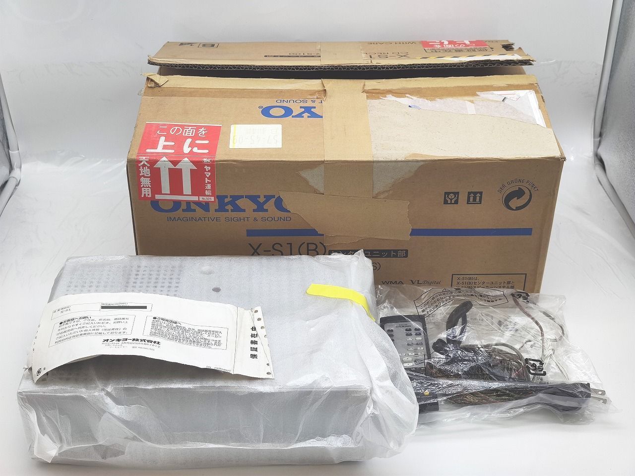 インボイス対応 箱いたみあり ONKYO X-S1 B 本体×1 スピーカー×2 リモコン×1 コード×1 保×2