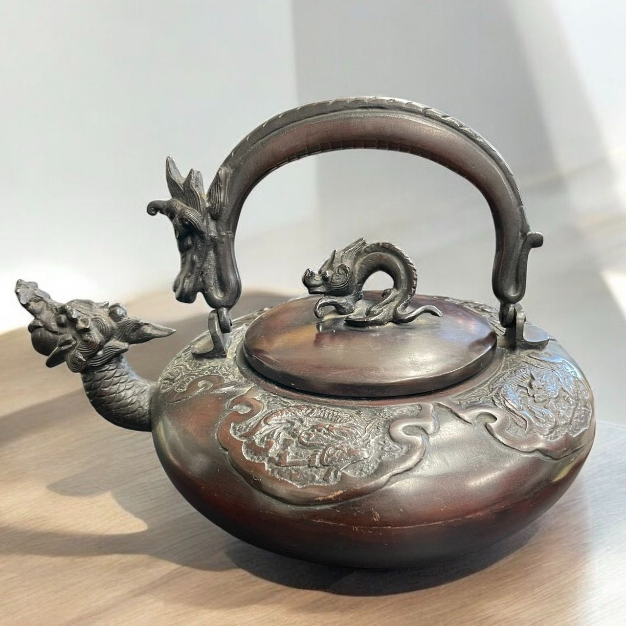 龍紋水差 水差し 煎茶道具 獣口 摘龍頭 美術品 アンティーク 龍彫 竜彫 龍手持ち