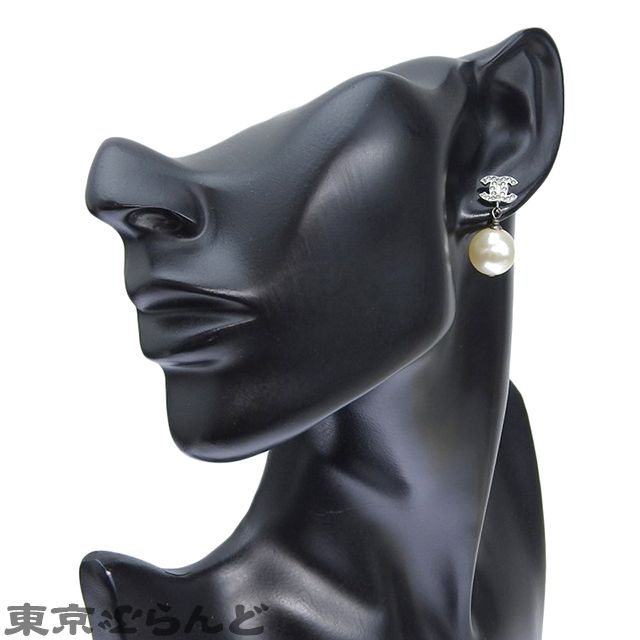 シャネル CHANEL ココマーク フェイクパール ピアス A23V シルバー