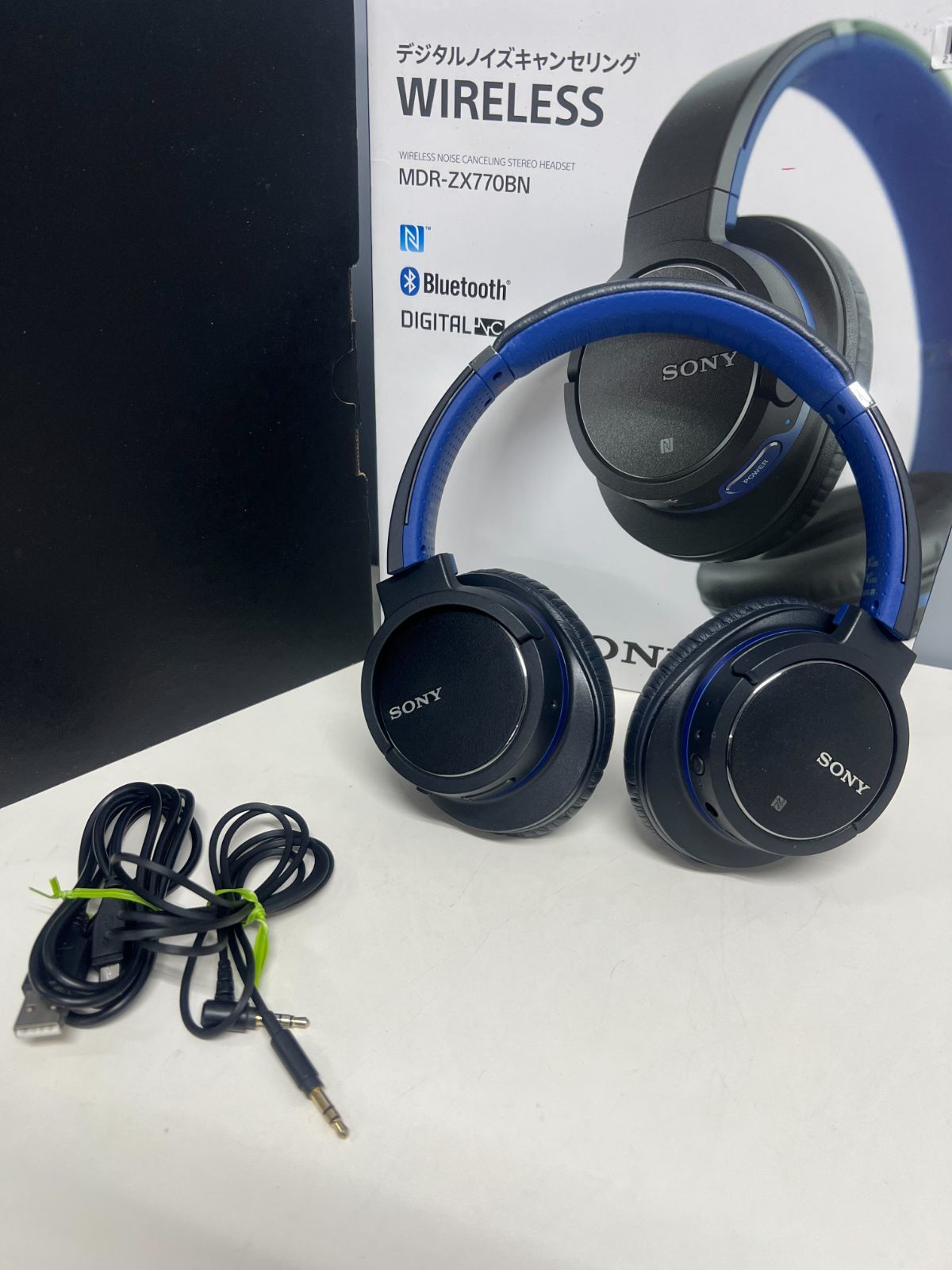 ヘッドホン sony WH -1000XM6 フランス製 Maison de Vacances 1.5万 クッション スマイリー 枕