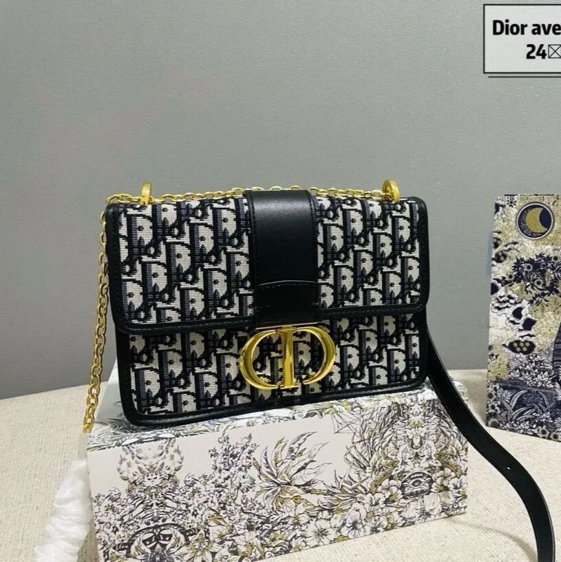 新品未使用 箱付  Dior ノベルティトートバッグ 専用ページ