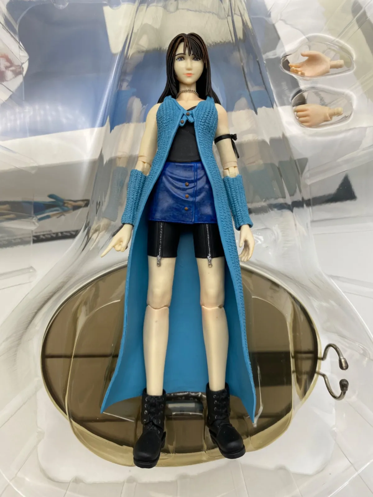 PLAY ARTS(プレイアーツ) リノア・ハーティリー FINAL FANTASY VIII(ファイナルファンタジー8) 完成品 可動フィギュア スクウェア・エニックス XXvvK2Q2JxdPXvT4kNvp87.jpg@webp