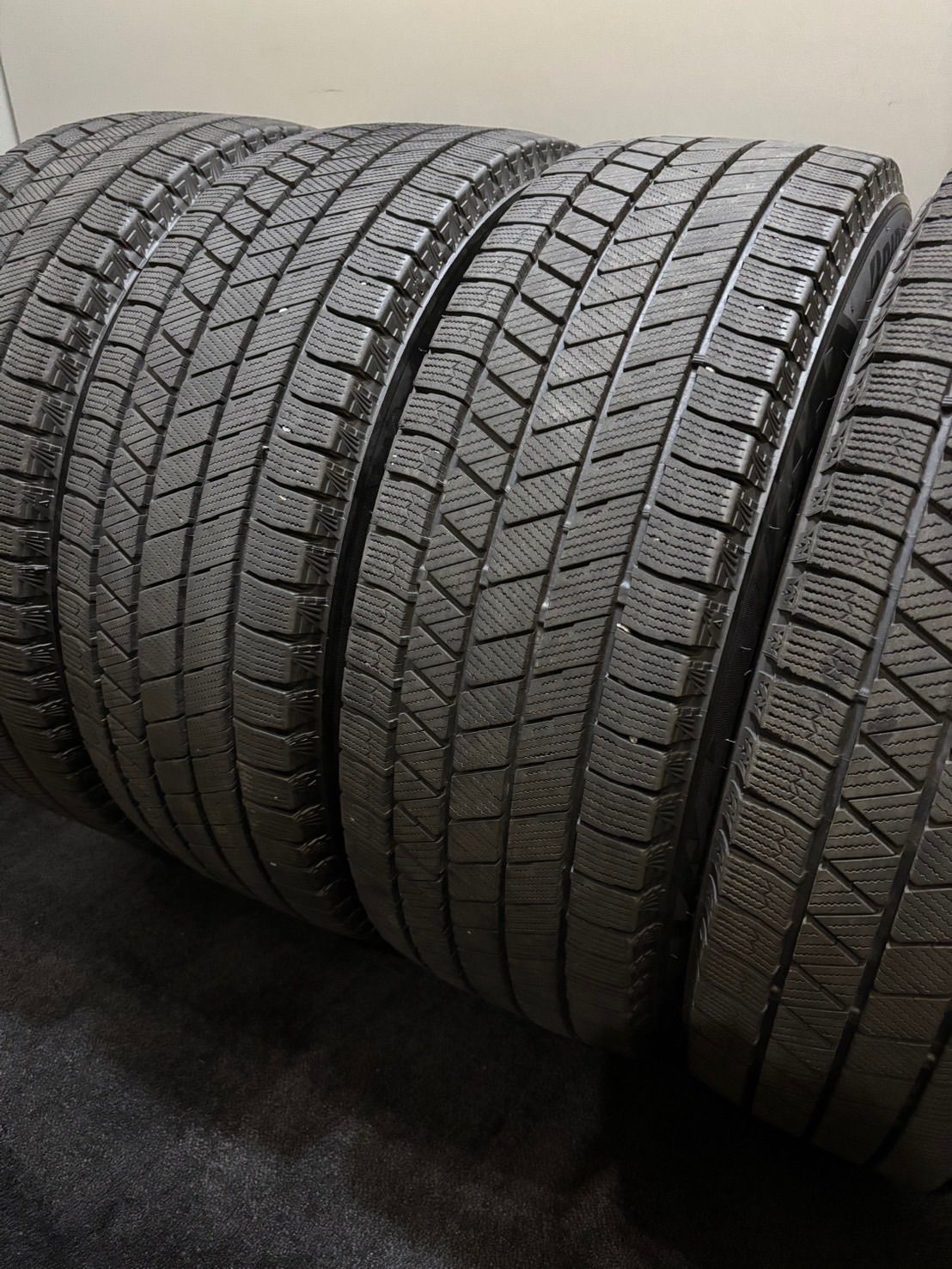 205|60R16 BRIDGESTONE|VRX3 23年製 スタッドレス 4本 ブリヂストン ブリザック ノア ヴォクシー ステップワゴン 南2-J168