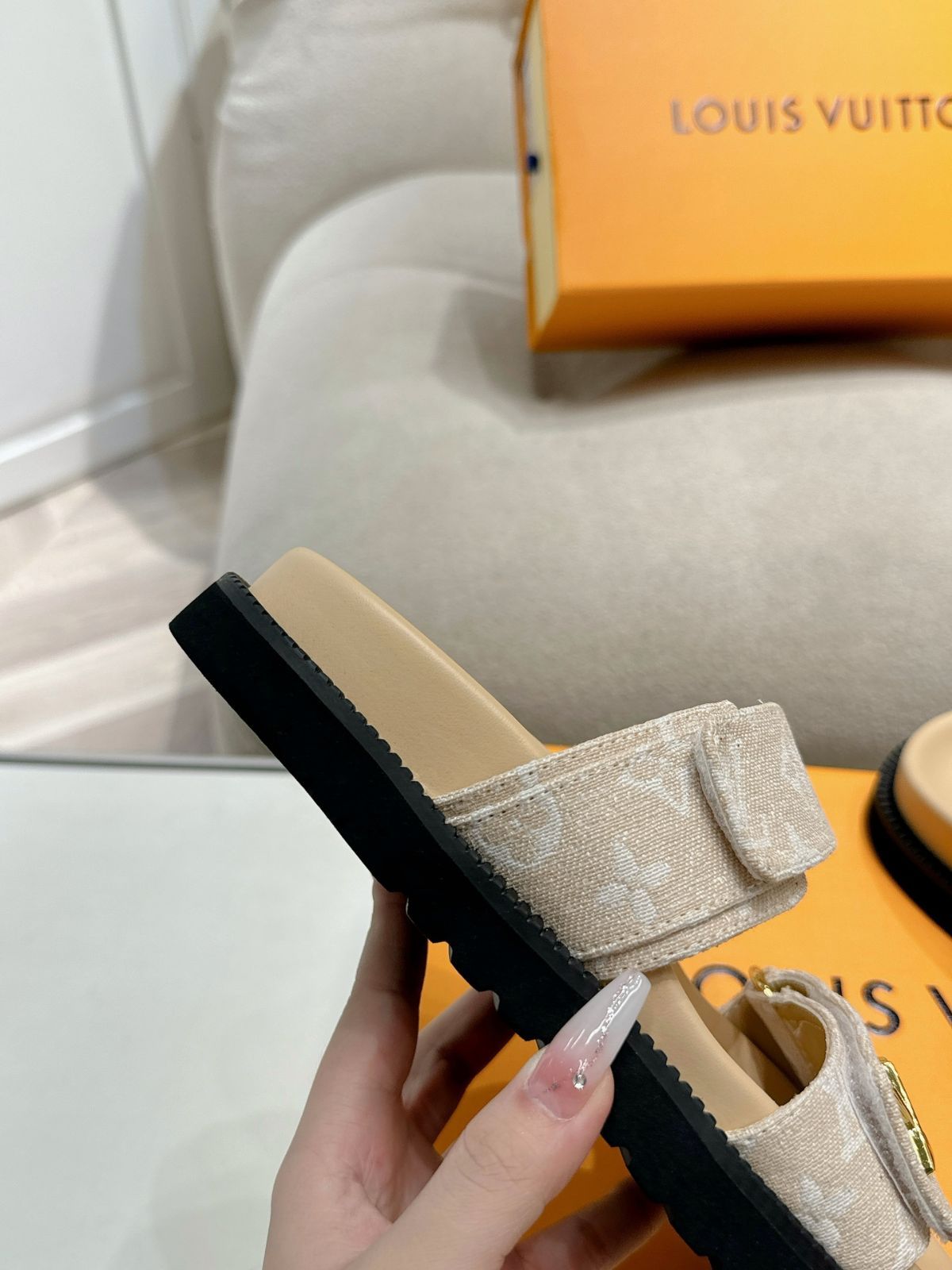 上品♪ Louis Vuitton グッドモーニングコンフォートサンダル Louis Vuitton ルイ・ヴィトン サンセット コンフォート