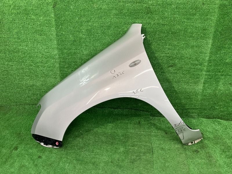 プロボックス NCP165V 左フロントフェンダー DX 4WD 53812-52460 1E7  