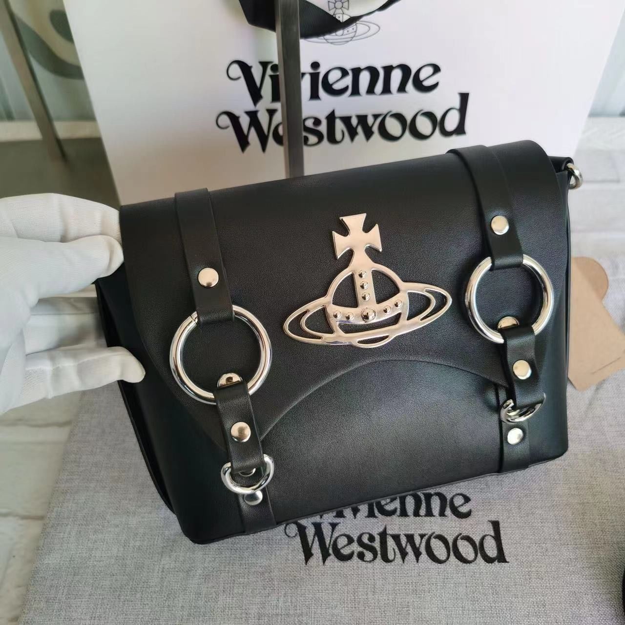 Vivienne Westwood BETTY クロコミニショルダーバッグ - メルカリ