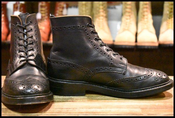 UK 8.5 Tricker’s トリッカーズ M 2508 ブローグブーツ ブラック ボックスカーフ 黒 ウイングチップ カントリー FI 155