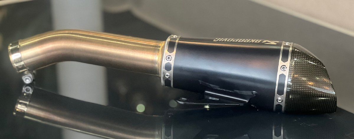 ☆ 美品 カワサキ Z-H2 ZH2 アクラポビッチ Kawasaki Z H2 AKRAPOVIC 