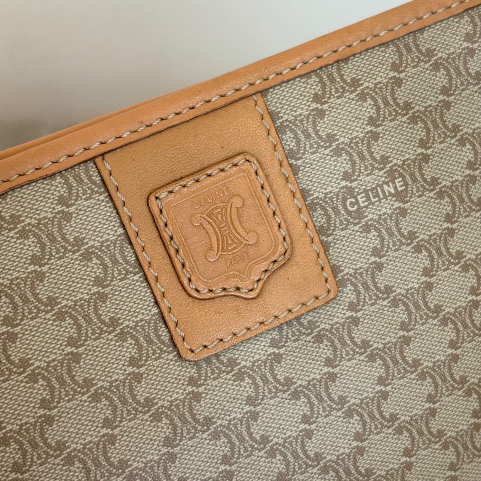 極美品　CELINE クラッチバッグ ベージュ マカダム　トリオンフ　小物入れ 極美品！CELINE セリーヌ マカダム柄 トリオンフ クラッチバッグ