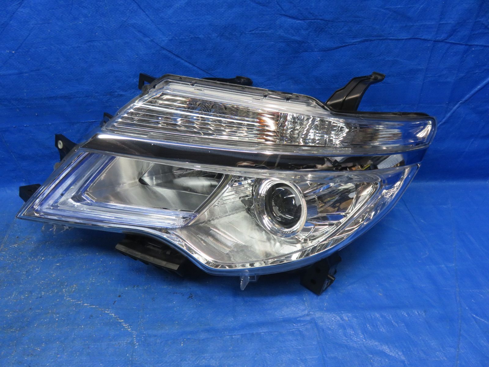 LED ヘッドランプ