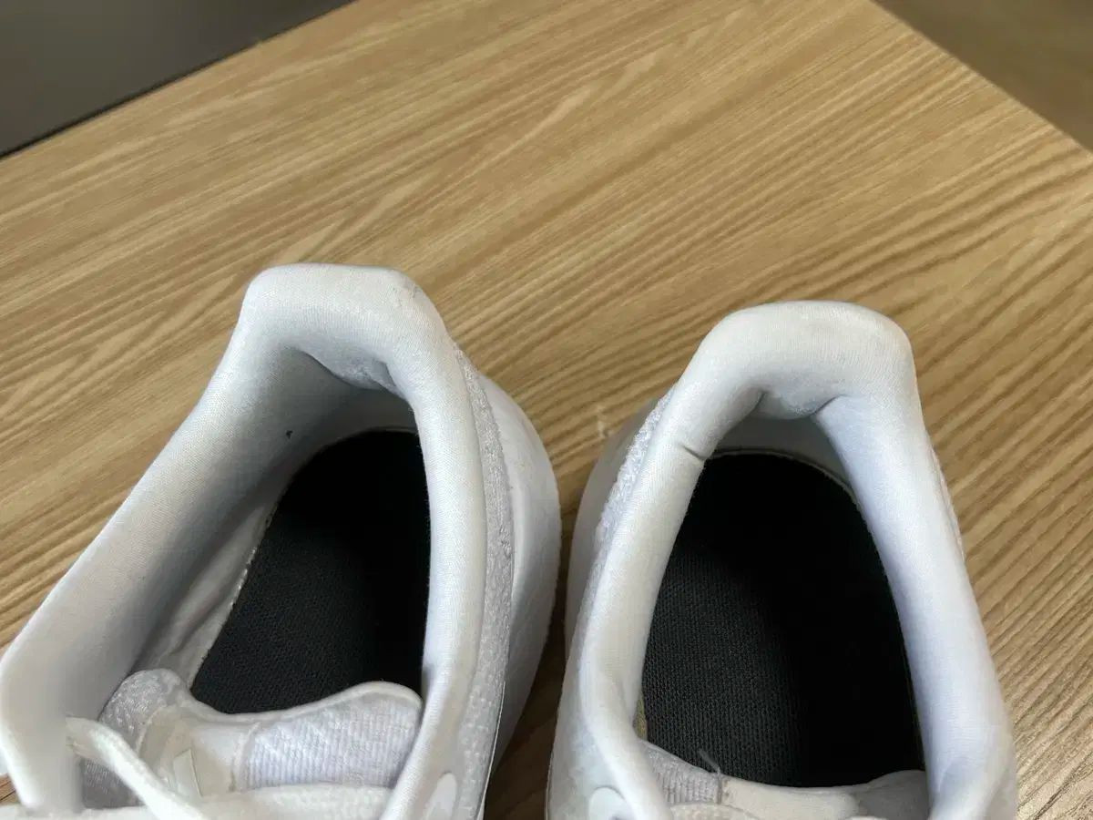 adidas（アディダス） adidas(アディダス) ランニングシューズ ランニングシューズ メンズ ADISTAR 3 M IE8222