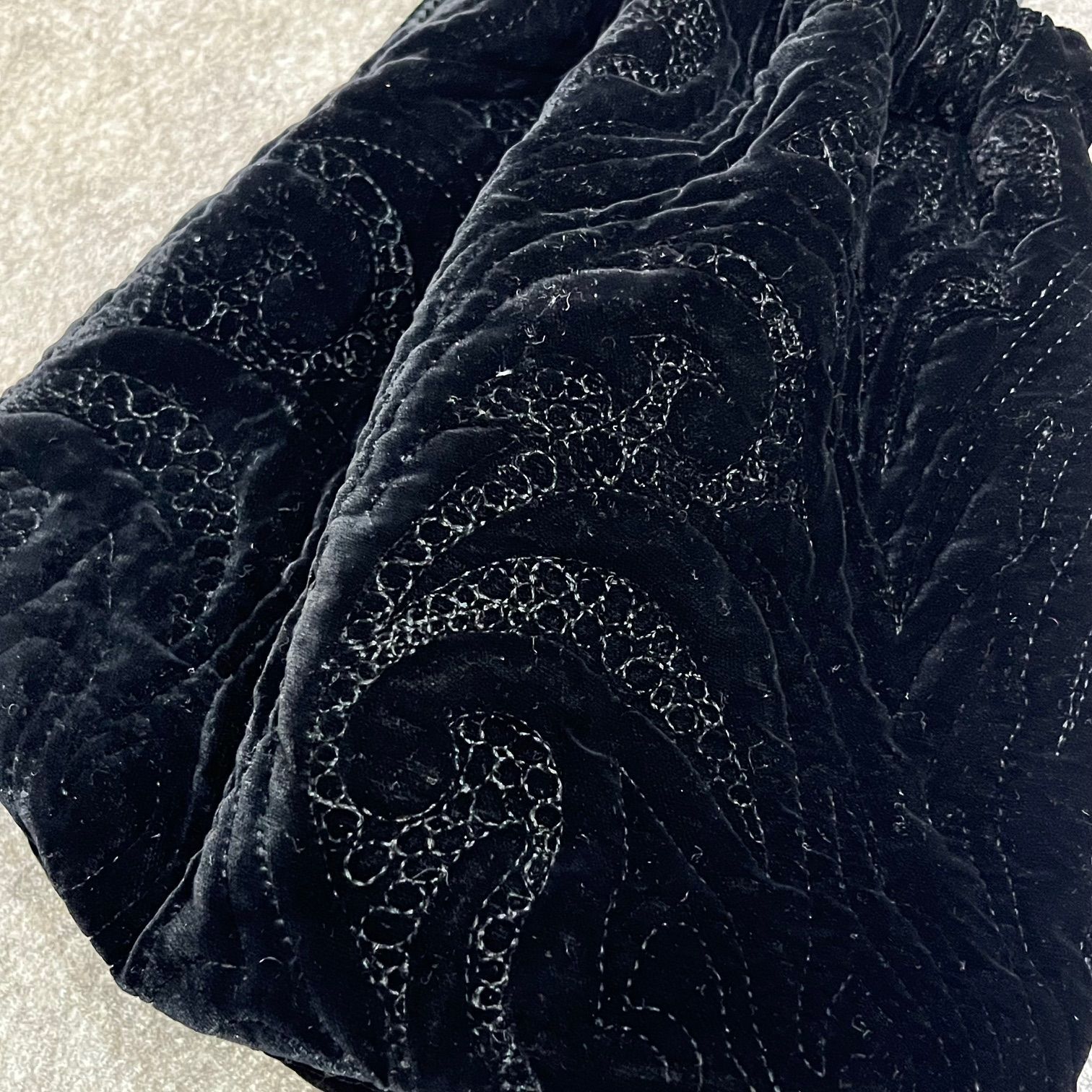 Hender Scheme velvet quilt pouchsack - Black ベルベット 巾着 