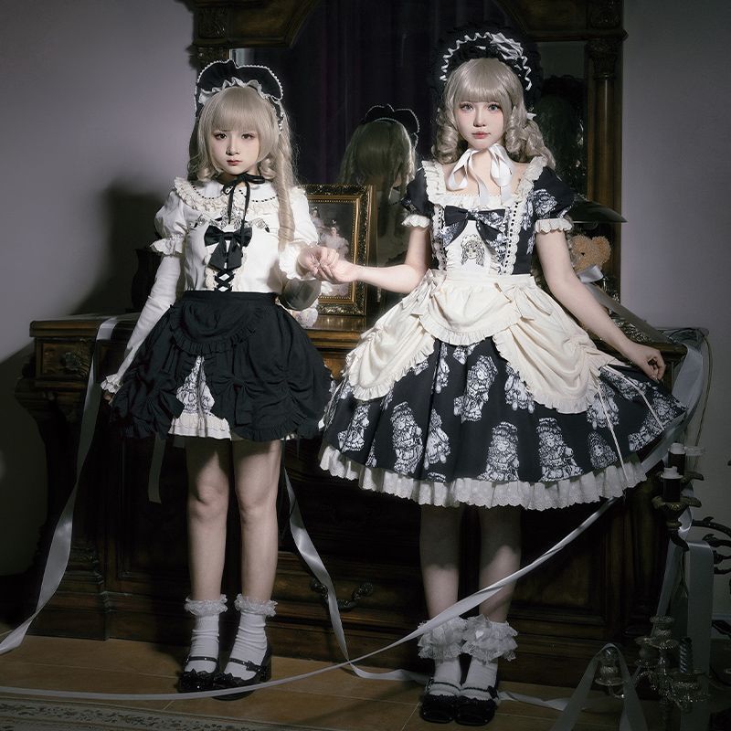 年中活躍✭ロリータドールワンピース♥女子会コーデ 年中活躍✭ロリータドールワンピース♥女子会コーデ （ドール