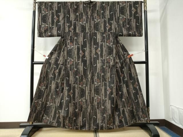 平和屋着物 本場大島紬 7マルキ エ霞更紗花唐草文 正絹 CAAW8166yc