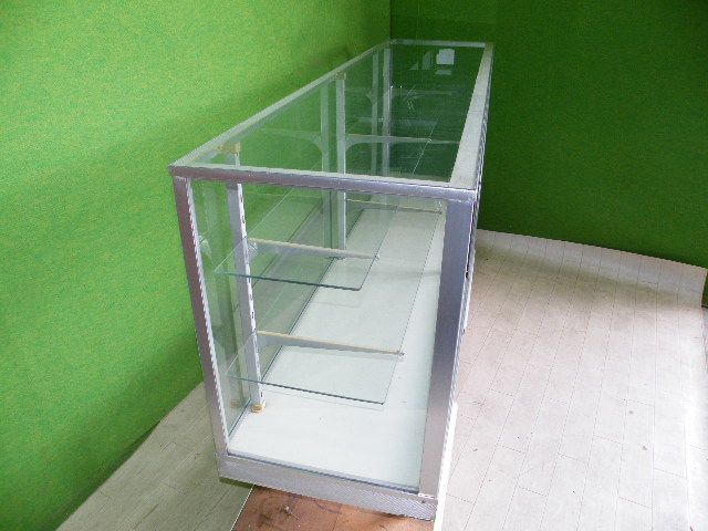 中日】W182cm ガラスのショーケース 棚2段 カギ無し 照明無し□ガラス