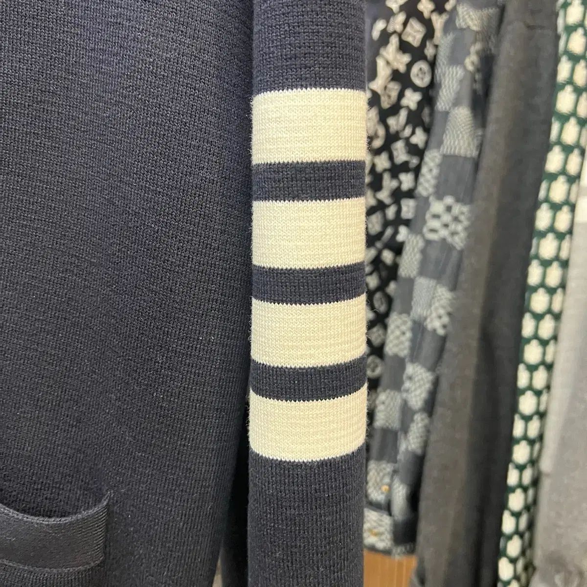 雷市場（ポンジャン）商品韓国直送】 3size Thom Browne(トム  