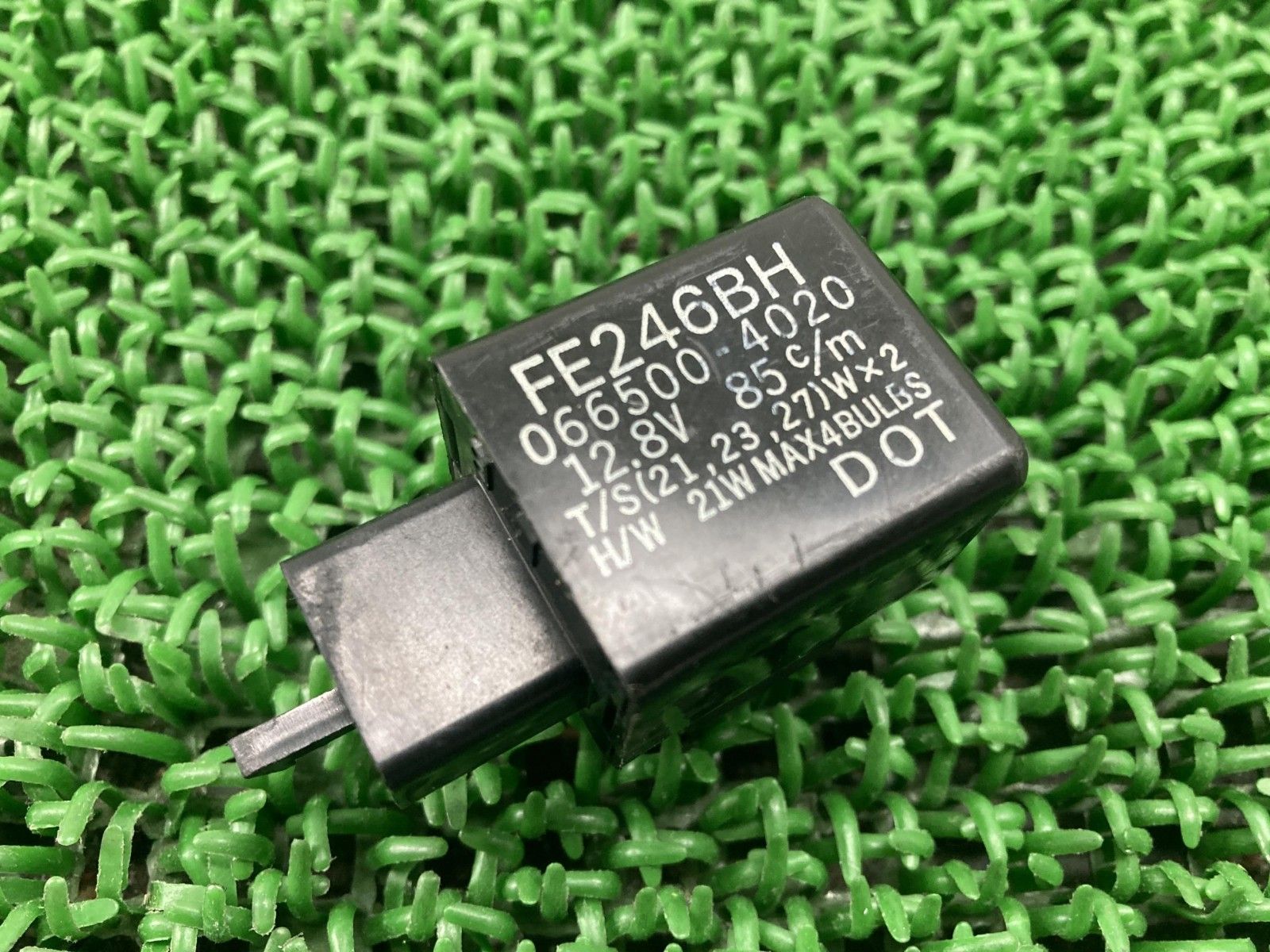 絵 ZX-12R ウインカーリレー FE246BH カワサキ 純正 バイク 部品 ZXT20A