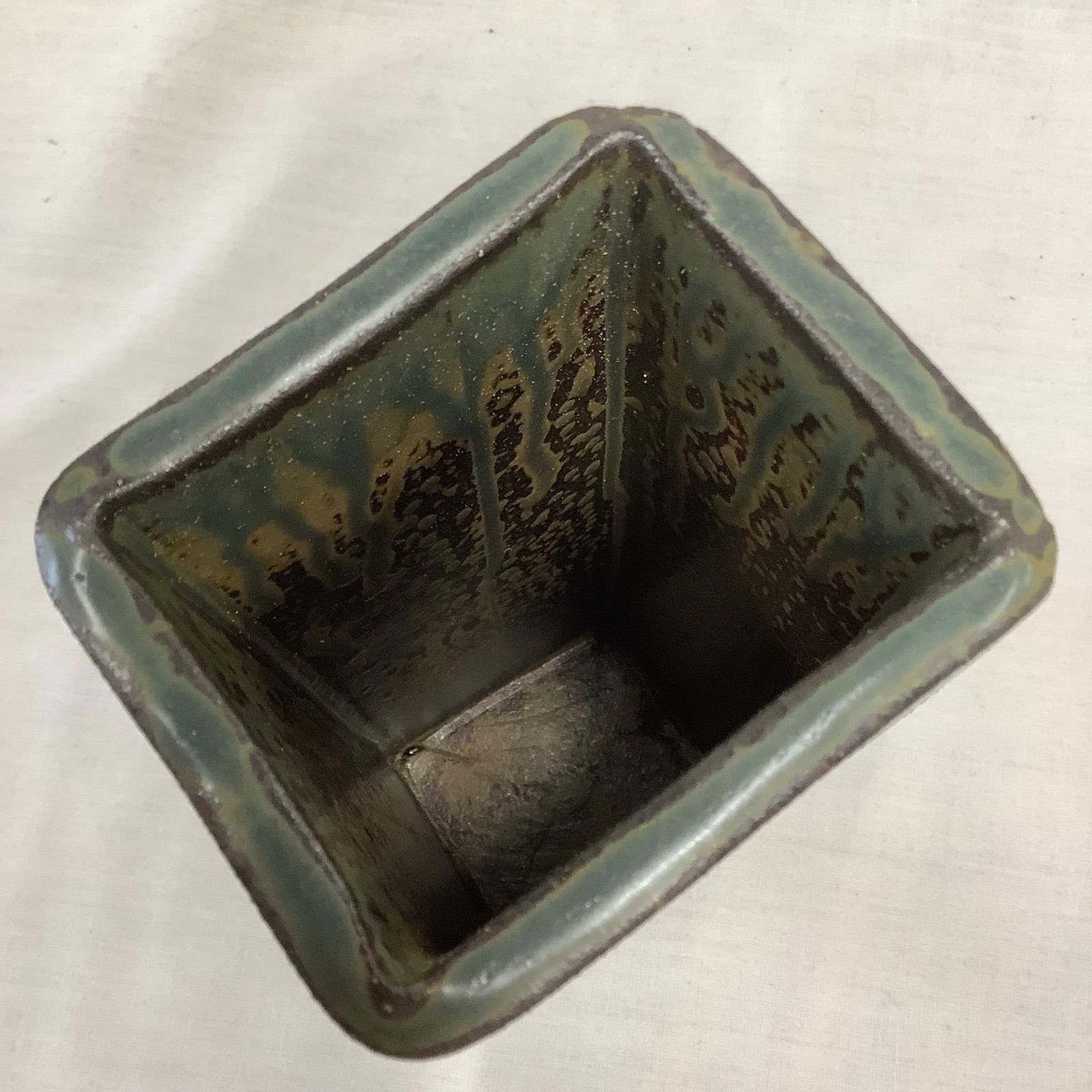 未使用】龍窯 河村益弘 鉄彩花瓶 角 共箱 C561 - メルカリ