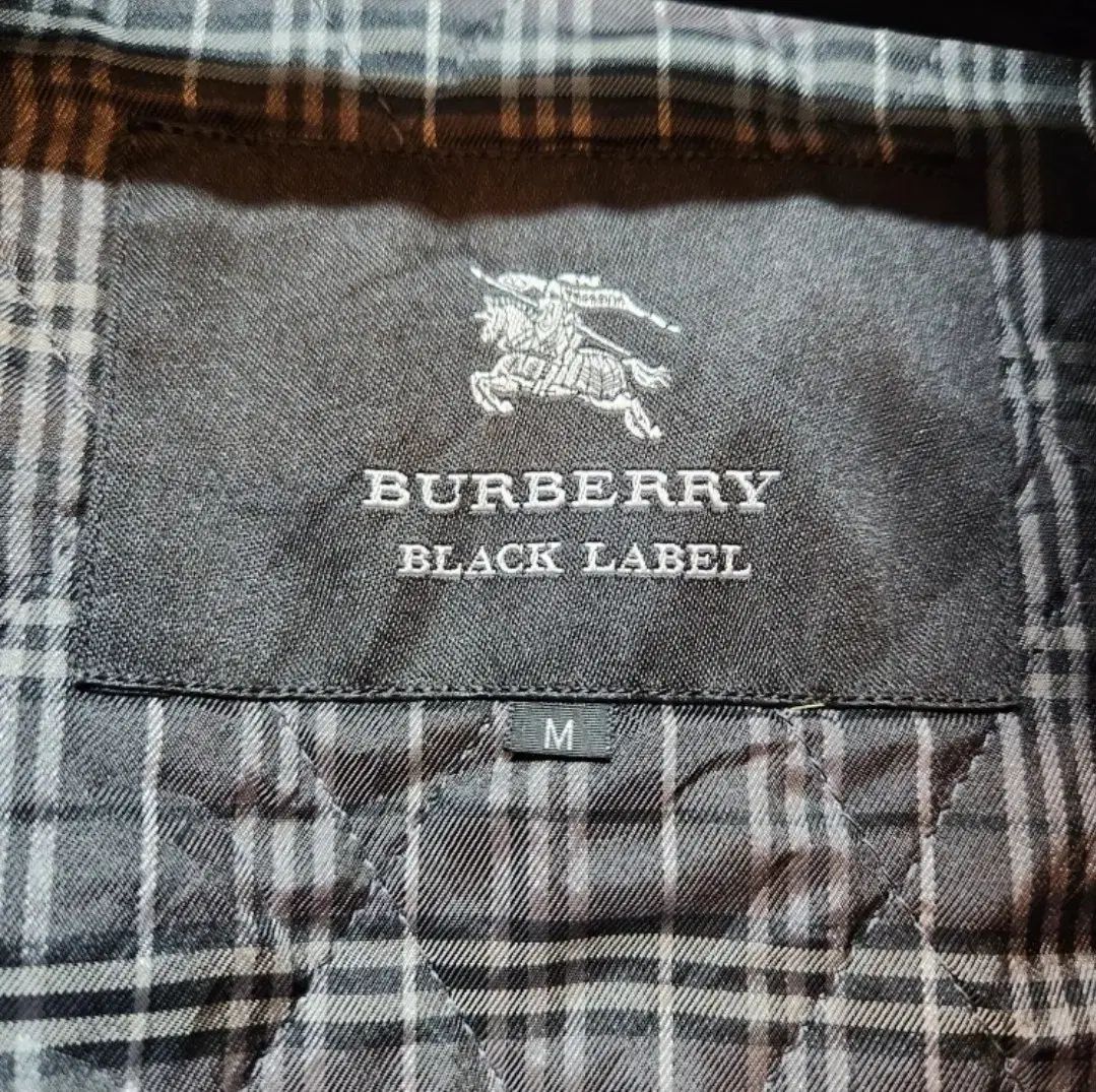 ブラックレーベル トレンチ