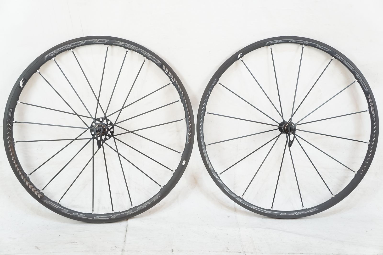 カーボンCarbonディスクホイール前輪】SUPERTEAM2025購入品 ディスク用