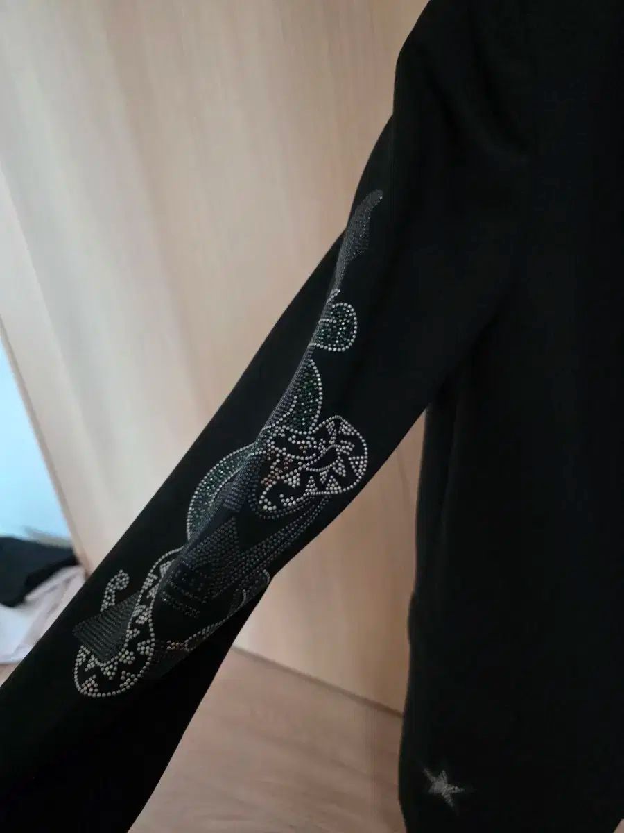 ブラック ジャケット ストーン 装飾 ZADIG-VOLTAIRE