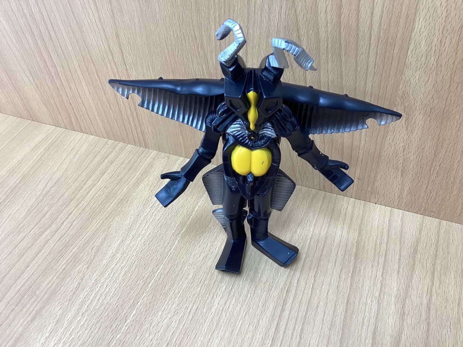 I525 ウルトラマン 怪獣 ソフビ人形 21体 - メルカリ