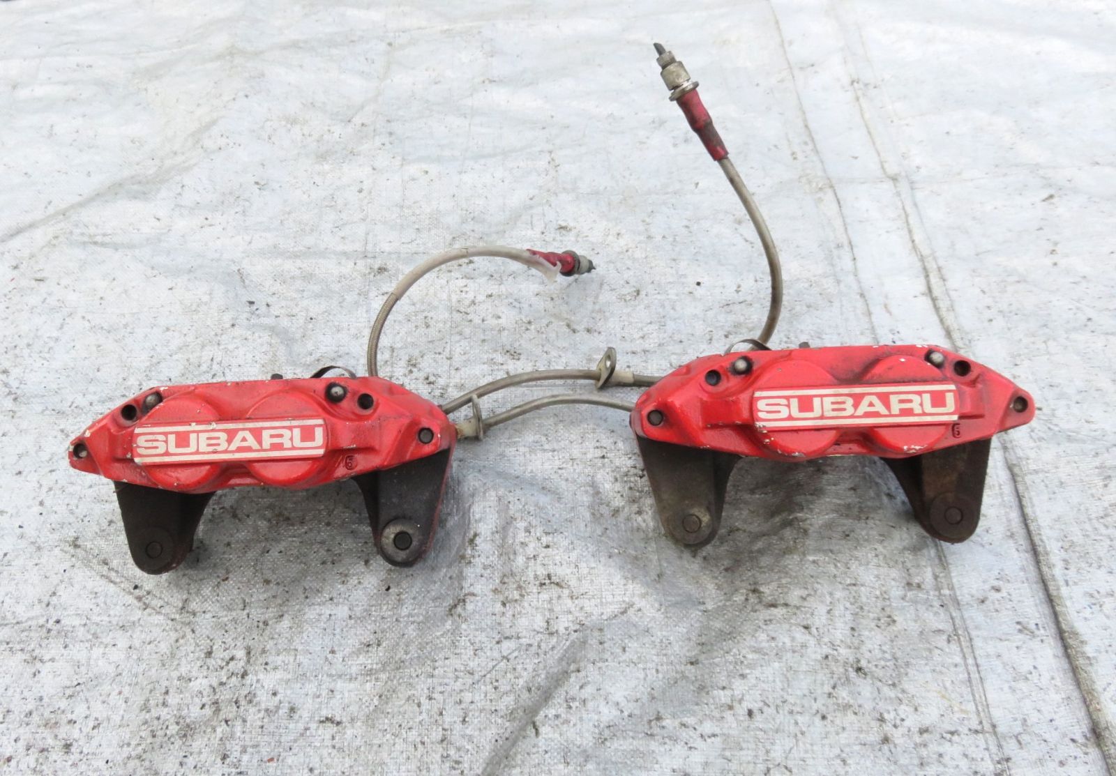 た インプレッサ ＷＲＸ GＧA GGB 純正 フロントブレーキ　４ポットキャリパー ローター セット ナックル (Ｇ) 5F 中古品 純正 GGA インプレッサ WRX D型 涙目 EJ205 ATターボ リア 2POT