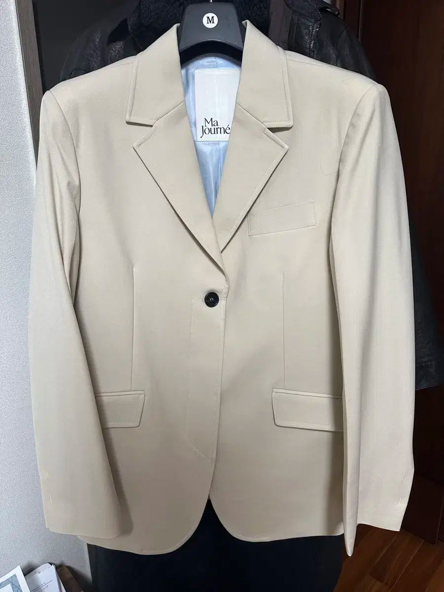 マジョーネ MaJournee Single hedn ジャケット ブレーザー M