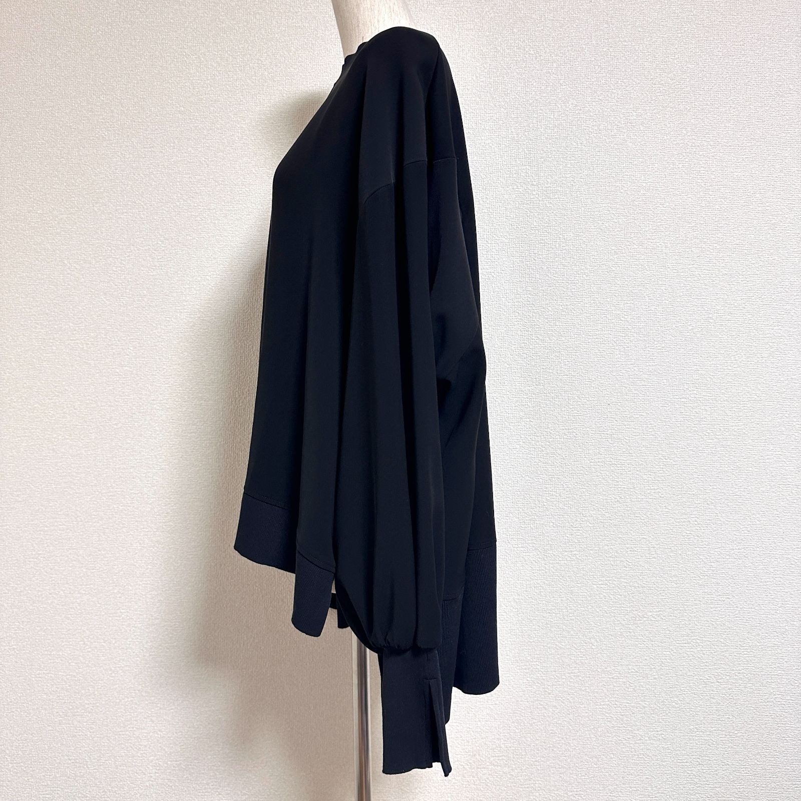 スリットリブ袖