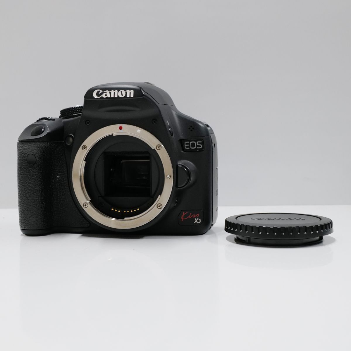 Canon EOS Kiss X3 ボディ USED美品 APS-C デジタル一眼レフ Canon EOS Kiss X3 ボディ USED美品 APS-C デジタル一眼レフ