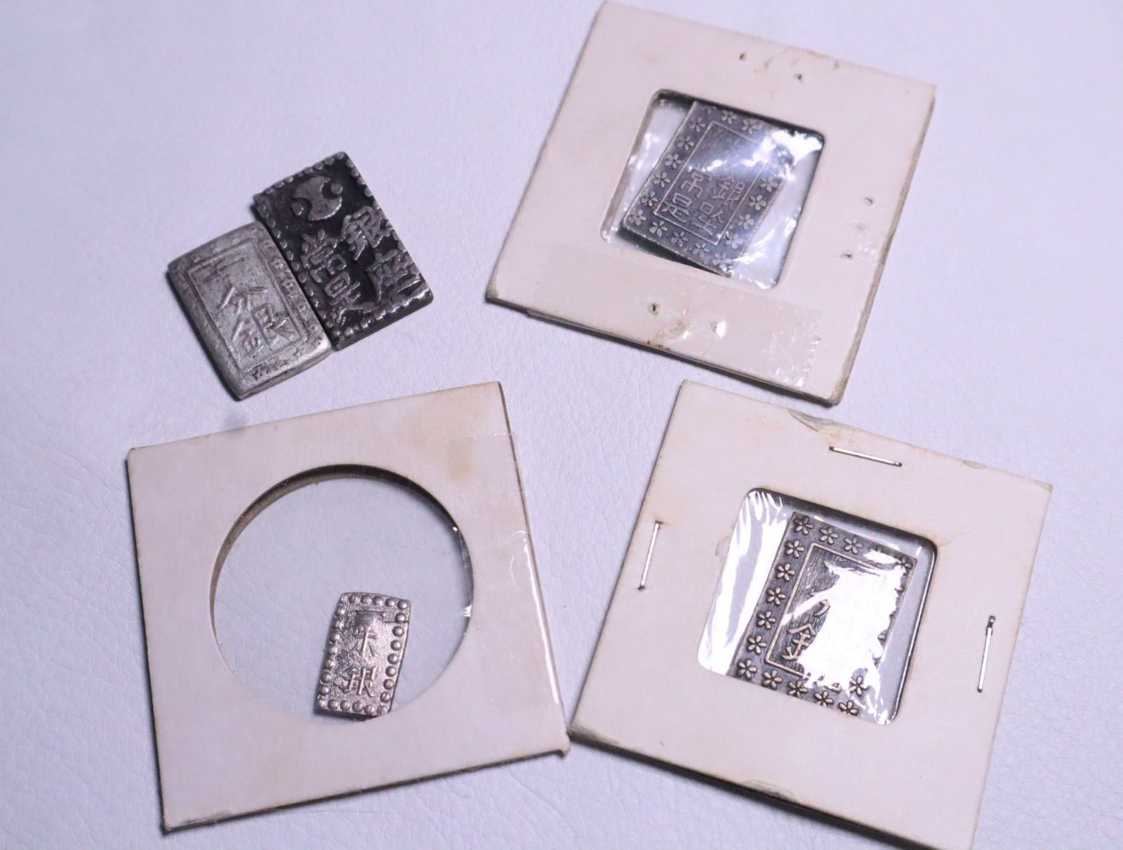 明治銀貨 1875-1877 龍と菊の紋章 貿易銀貨