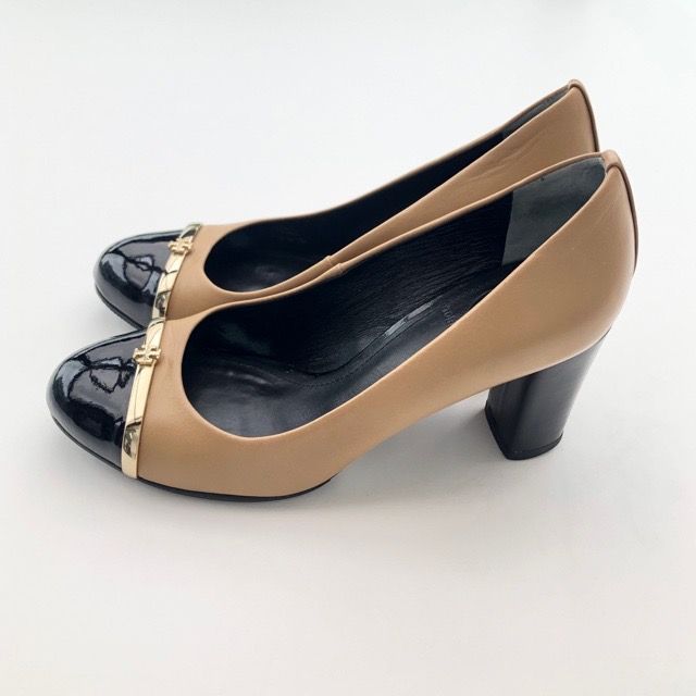 TORY BURCH トリーバーチ キャップトゥパンプス ベージュ 24cm