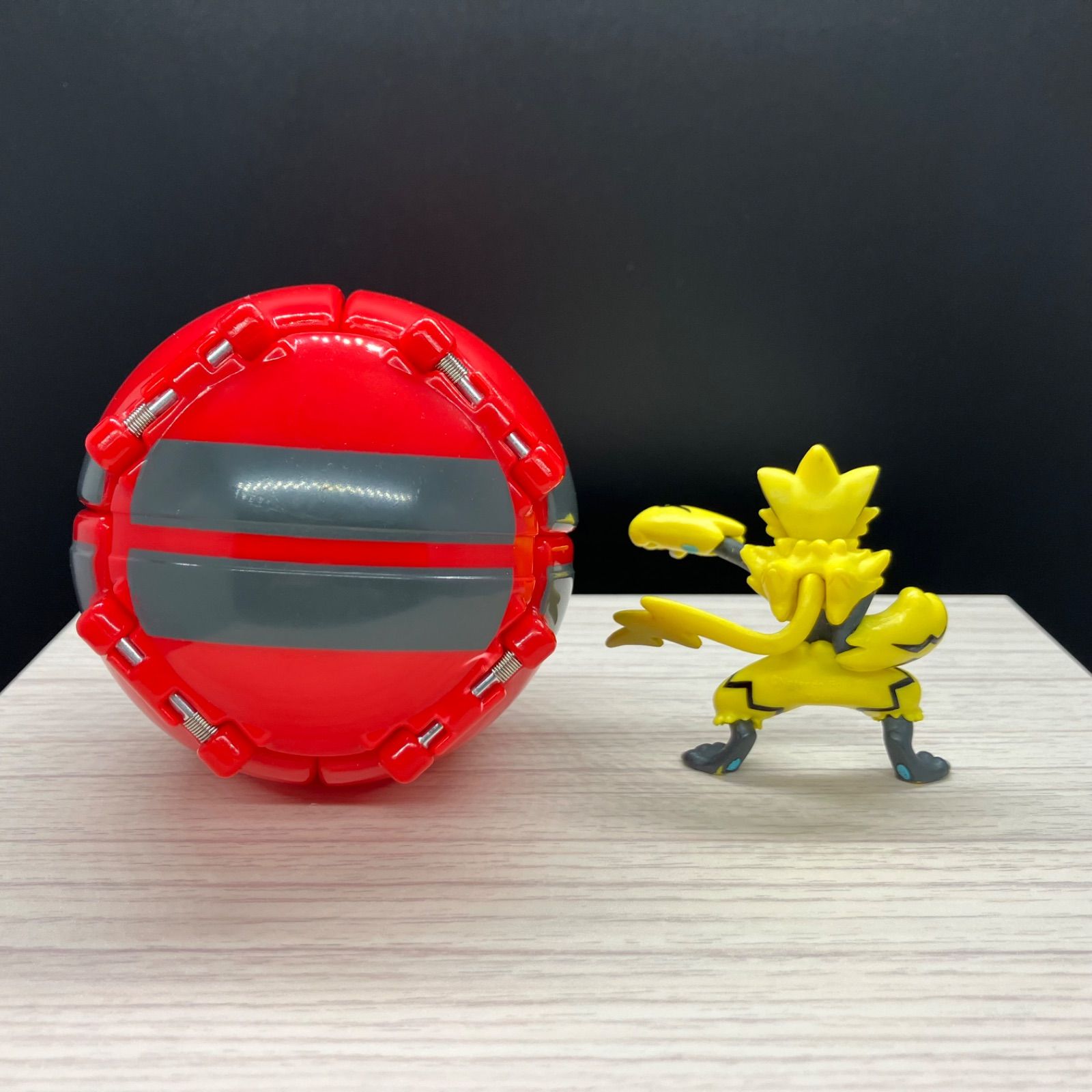 モンコレ ゼラオラ プレシャスボール ポケデルゼ 【①】 - メルカリ