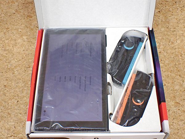 Nintendo Switch 2 マリオカート ワールド シンガポール版 BEE-S-KB6EA 任天堂 本体 ゲームソフトあり QKA903-4