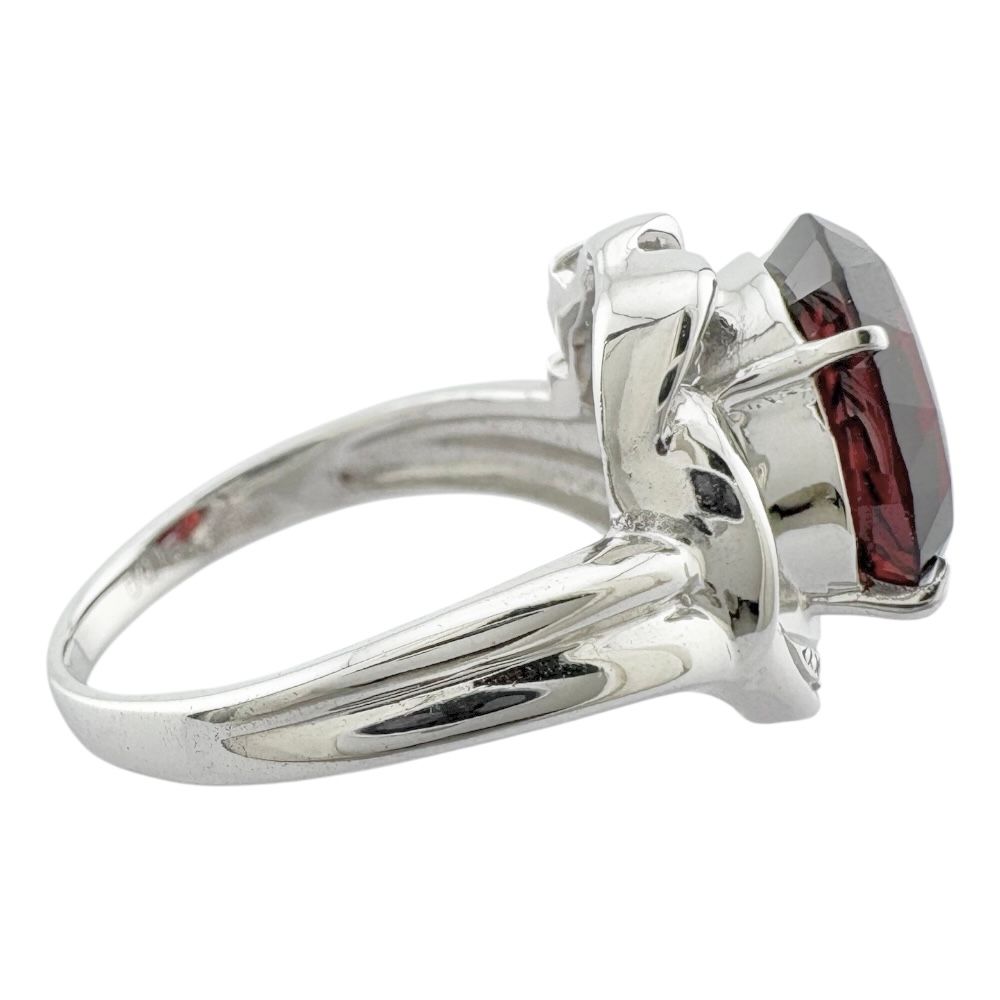 K18ホワイトゴールド ガーネット