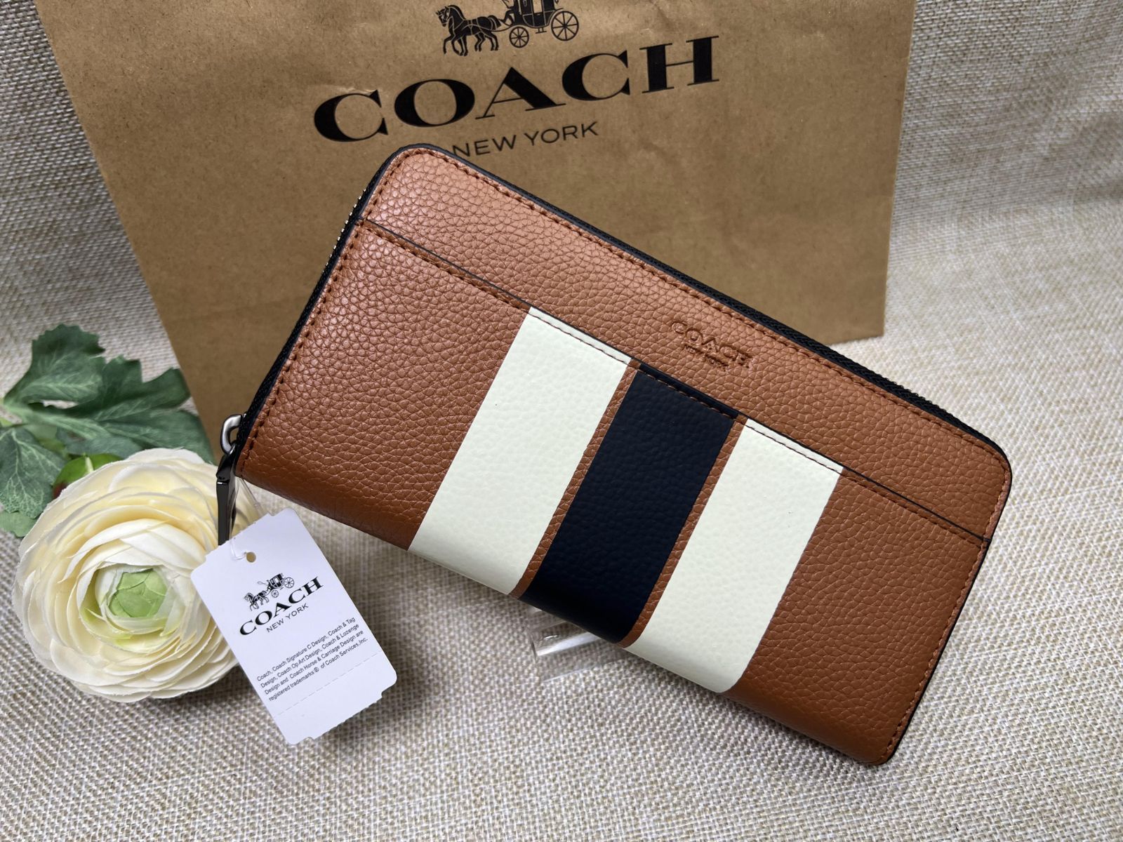 お値下げ中 コーチ COACH 長財布 財布 ヴァーシティ レザー 