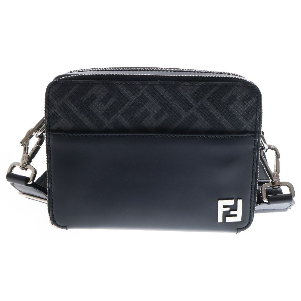 Fendi FFロゴ レザー ポーチ FENDI フェンディ ポーチ ブラック FF FENDI フェンディ スクエアFF